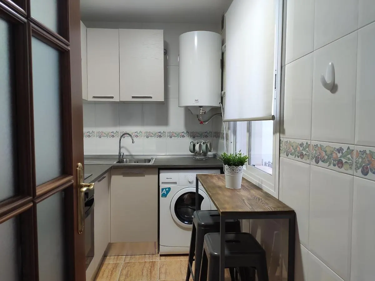 Apartamentos Seneca Junto Al Centro Malaga Spain